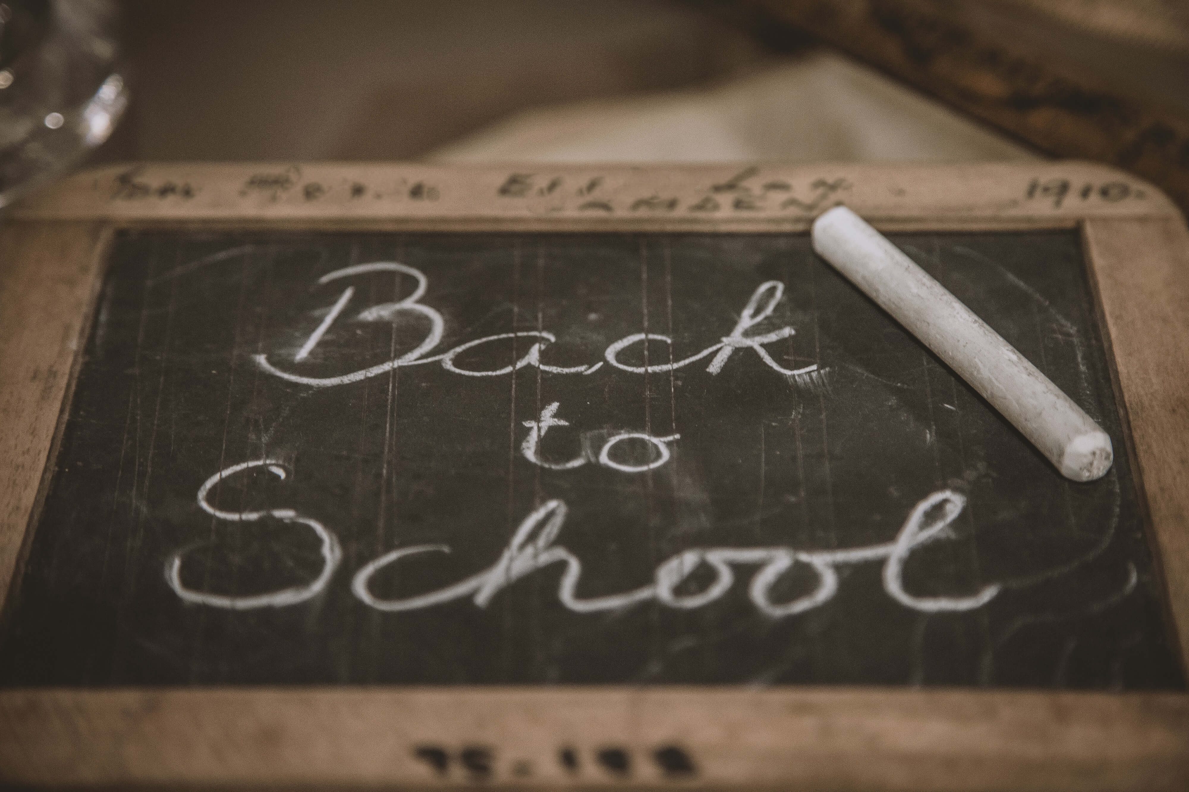 Yard Card Planet Back To School Yard Card Display Ideas